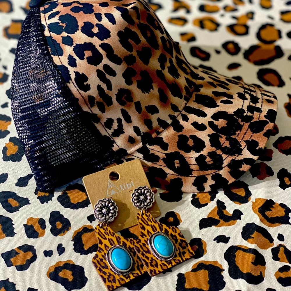 Leopard Hat - Picture 3 of 4